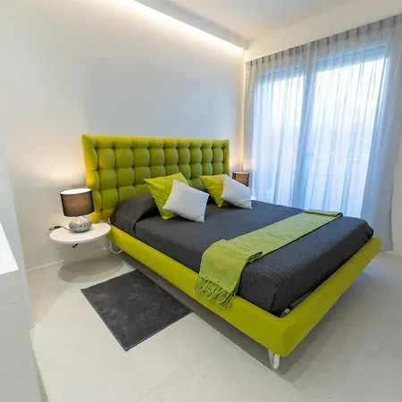 Magic Luxury Apartments Bardolino Exterior photo
