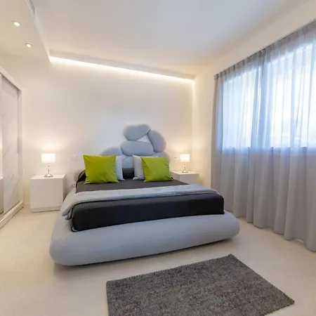 Magic Luxury Apartments Bardolino Exterior photo