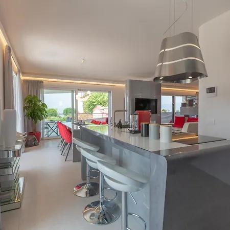 Magic Luxury Apartments Bardolino Exterior photo